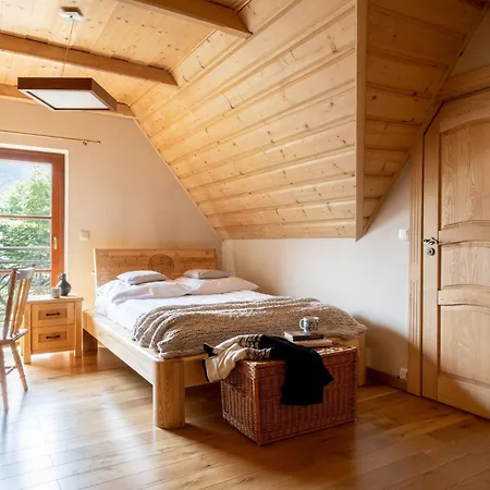 Sywarne Lux * Косцелиско